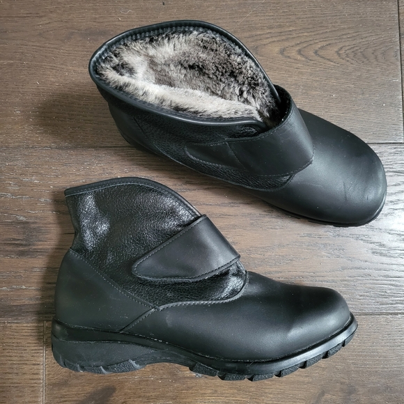 Winter Waterproof Women's Boots Sz 9 - Picture 2 of 4
